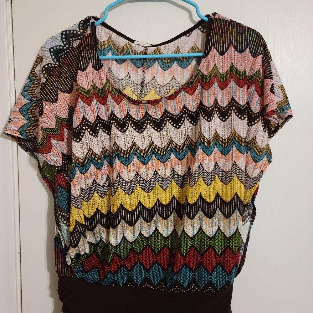 Adorable slouchy shirt with tank underneath!